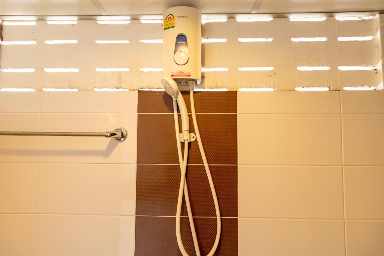 Alanda Hotel & Apartment Bangkok Zewnętrze zdjęcie